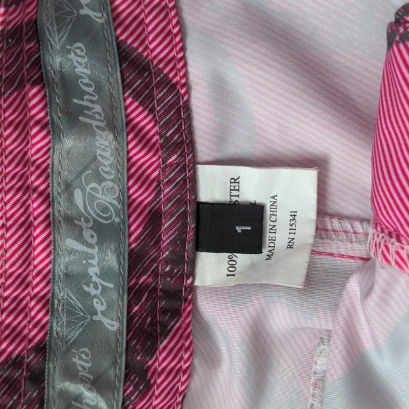 Jetpilot Womans Juniors Size 1 Pink Ring Design Board Shorts - Picture 2 of 4
